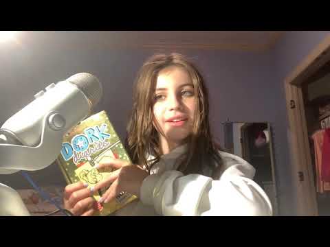 ASMR- tapping on random objects