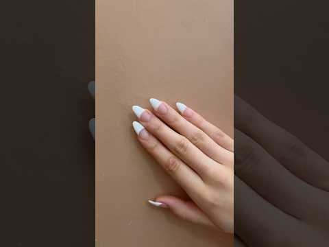 May I help you relax with my nails?