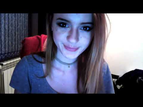 KISSING SOUNDS TAPPING ASMR