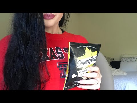 ASMR- EATING POPCORN (CRUNCHY/MOUTH SOUNDS)