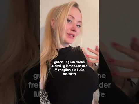 Hallo, ich suche freiwillig jemanden, der mir meine Füße massieren muss. 😂￼ #asmr #funny #cringe