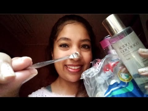 ASMR Limpeza de pele com extração de cravos (sons líquidos, toques na tela, cremes, atenção pessoal)