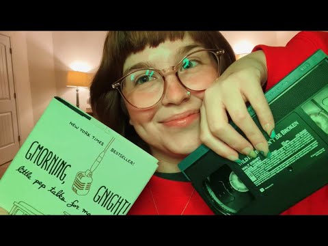 ASMR Sleepover Pampering🌛🌝🌜(personal attention, tingly whispers, nostalgic tapping)