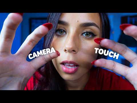 ASMR CAMERA TOUCH - sons de boca, sussurros, cafuné e hand movements