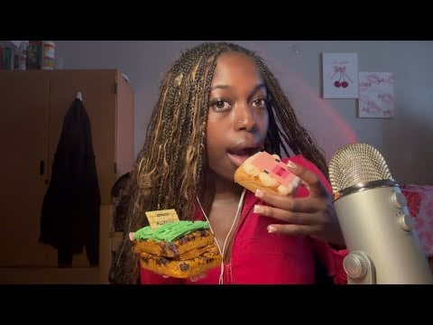 ASMR Minecraft Crumbl Cookie Mukbang 🍪 
