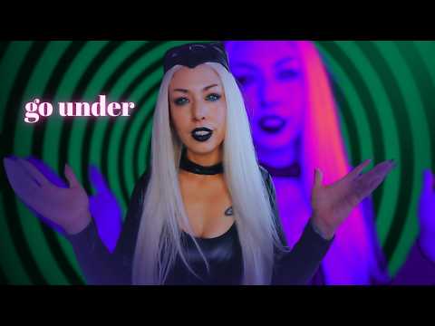 Quick And Dirty Hypnosis Induction With Catwoman (I Don't Have Time To Be Gentle)