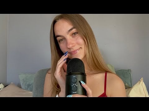 close up asmr 🌙 clicky whispers, gum chewing & cozy triggers 