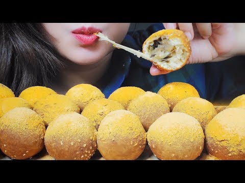 ASMR EATING FRIED CHEESE BALL CAKE CRUNCHY EATING SOUND | LINH-ASMR