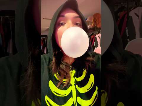BUBBLE GUM ASMR | blowing bubble gum pop chewing sounds #bubble #hubbabubbabubblegum