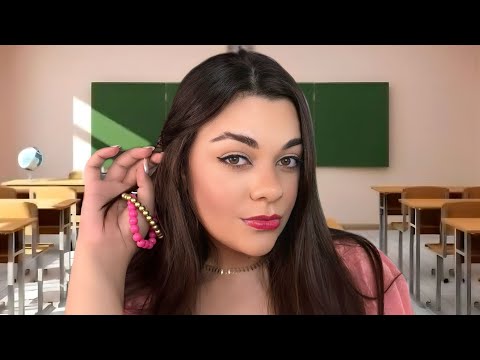 ASMR POV: AQUELA GAROTA INSUPORTÁVEL TE INCOMODA NA SALA