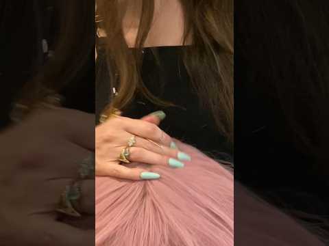 💅 scritch scritch scritch 💓 #scratching #asmr #asmrshorts #scalp