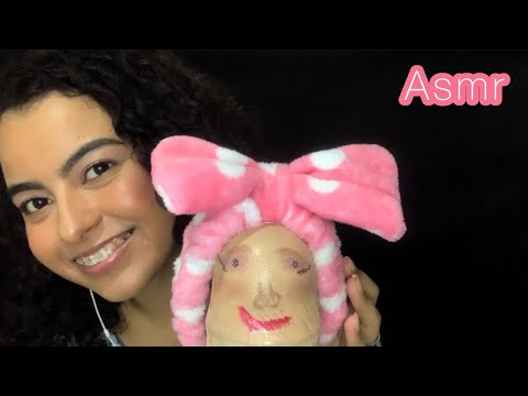 ASMR/ MAQUIANDO MICROFONE (muito som de pincel no mic com plástico, spray, etc)