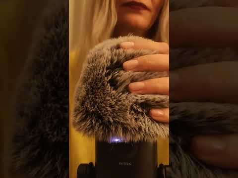 1 minute relaxing fluffy mic #asmr #fluffymic