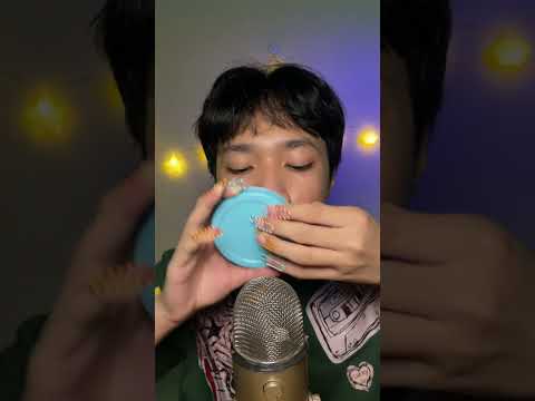 I got new nails… #asmr #asmrvideo #relax #asmrtriggers #asmrtapping #asmrsleep #asmrtingles #shorts