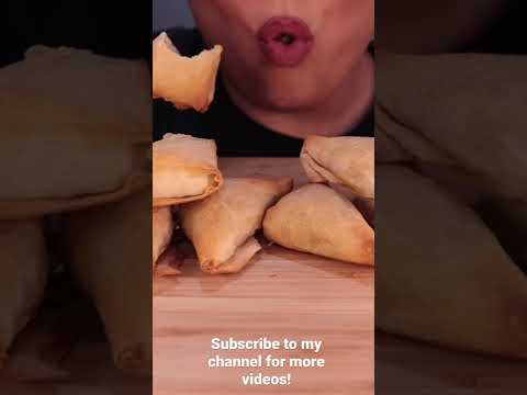 GREEK SPANAKOPITA #shorts #asmr #mukbang #eatingsounds #crunchy #eatingfood #asmrvideo #asmrfood