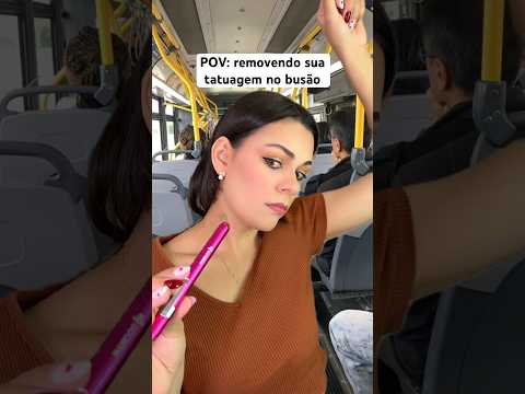 POV: removendo sua tatuagem #asmr #asmrsounds #humor #shorts