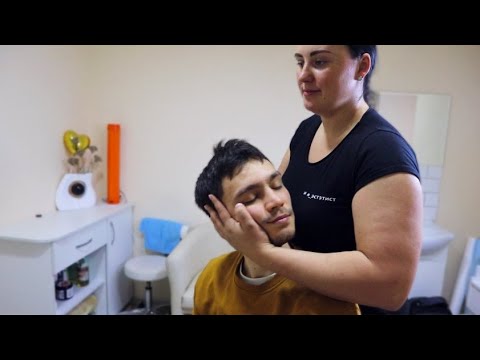 ASMR Chair head and back massage with neck cracking