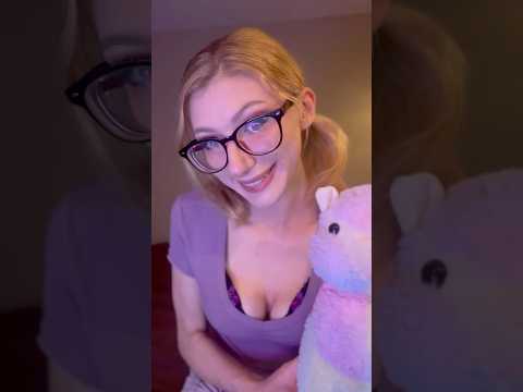 ASMR lipgloss application & soft alpaca plushie🦙 #asmr #asmrtingles #asmrtriggers #relax #tingles