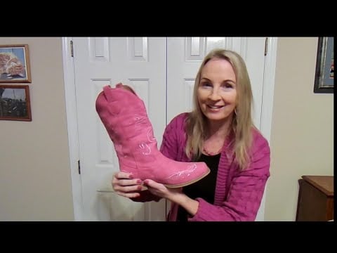 ASMR | Outfits of the Week Show & Tell 1-4-2026 (Soft Spoken)