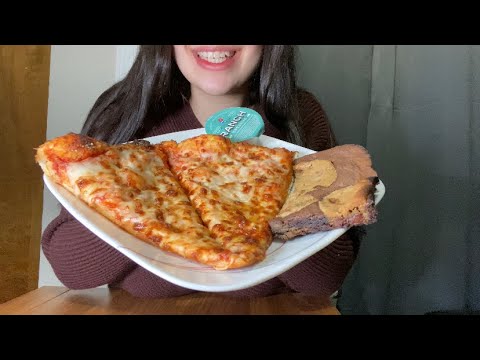 DOMINO’S CHEESY PIZZA AND MARBLED COOKIE BROWNIE DESSERT
