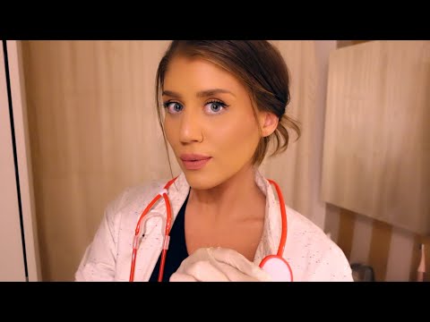 ASMR | Doctor Examines Your Ears (Italian Accent) 🇮🇹