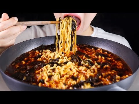ASMR Soupy Fire Buldak Noodles In Seaweed Soup | 불닭미역탕면 | Eating Sounds Mukbang No Talking