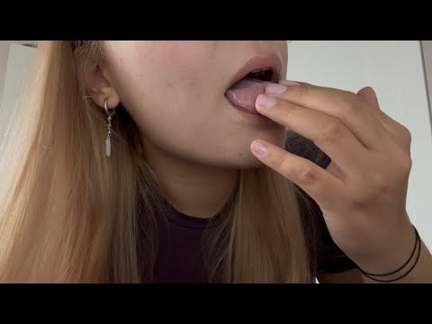 asmr - spitty spit painting 💛