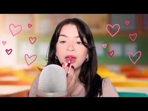 ASMR girl that’s secretly in love with you hangs out with you in class ❤️