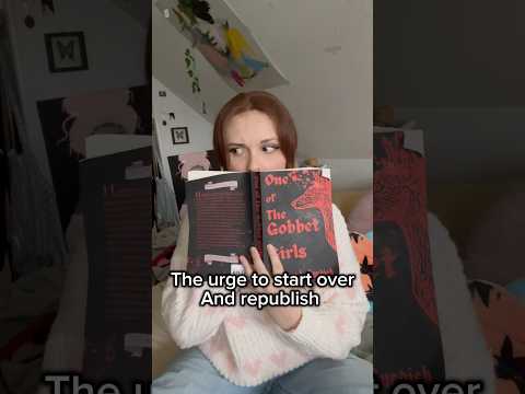 Not to mention the typos #oneofthegobbetgirls #booktok #booktube #shorts