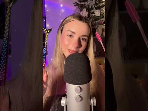ASMR this or that 🧜🏻‍♀️🖌️  #asmrmouthsounds #asmrtriggers