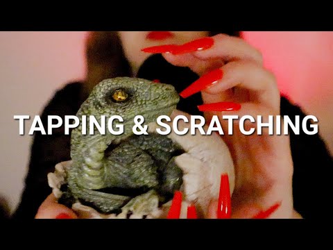 ASMR Tapping & Scratching Items 💅🏻 Red Nails, Green Items 💚