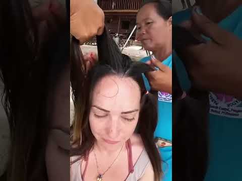 Dos mujeres trenzan mi cabello #beach #hairstyle #hair #travel