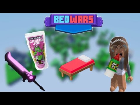 Eating Mexican candy+ pickle and mouth sounds playing bed wars🍭✨