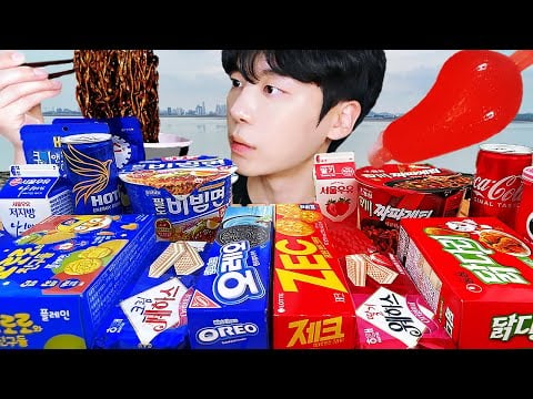 ASMR MUKBANG | 편의점 꿀젤리 블루 레드 디저트 아이스크림 먹방 초콜릿 & BLUE DESSERT HONEY JELLY CANDY