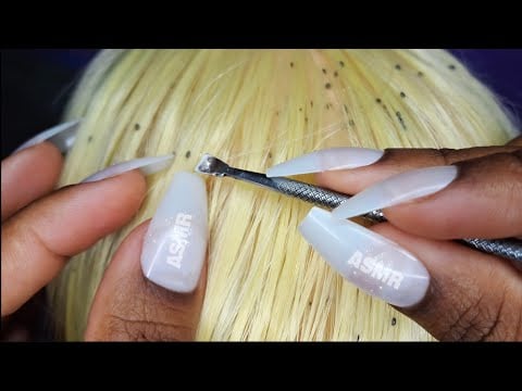 ASMR PIOLHO - TIRANDO PIOLHO DO SEU CABELO COM CÂMERA ZOOM (com voz suave) 