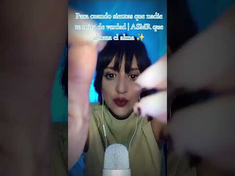 Respira, estás a salvo aquí.Gracias por dejarme acompañarte con mi voz.#ASMR #asmrshorts #susurros