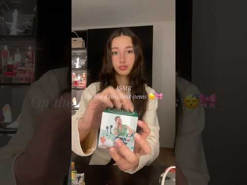 Asmr for sleep ( tapping ) 🎀😴 #asmr #relax #tapping #triggersforsleep #sleep #girly #uk #tingles