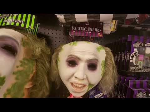 ASMR | Spirit Halloween Store Walk-Through 2022 (Soft Spoken)