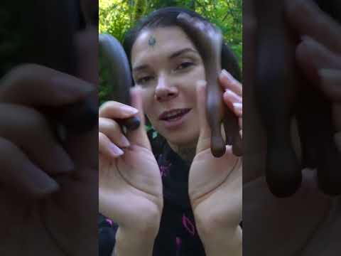 ASMR wooden comb