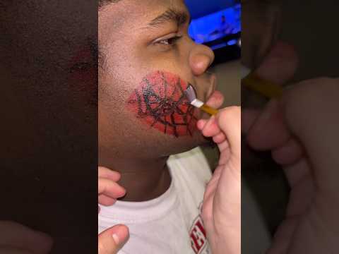 ASMR face paint on my bf #asmr #visualtingle #asmrmouthsounds #tingles #mouthwhisper