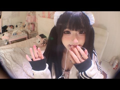 Cute Girl ASMR | Relaxing Scraping, Tapping & Sleepy Mouth Triggers