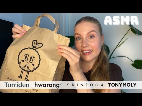 ASMR SUOMI | Korealaisen kosmetiikan ostosten ja goodie bagin esittely kuiskaillen