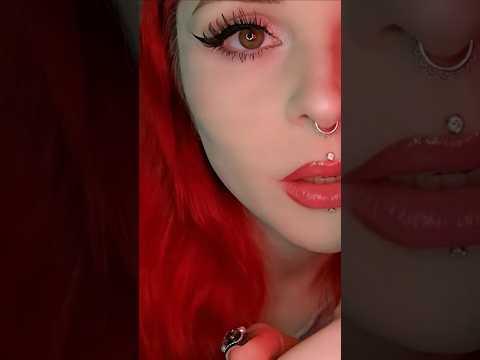 #mouthwhisper #tingles #visualtingle #relax #makeup #asmr #mouthsounds #kiss #lips #satisfying