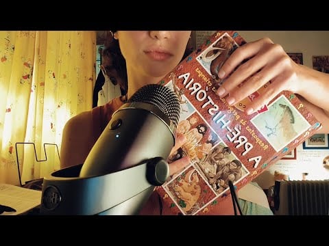 ASMR | BOOK GRIPPING, GRASPING & RUBBING (NO TALKING) 