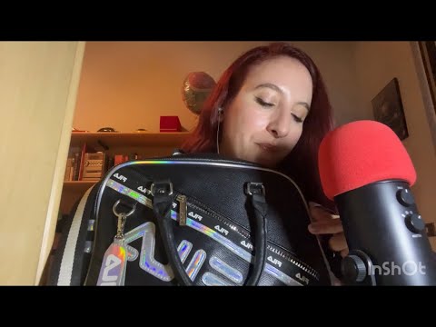 ASMR / What’s in my bag? 👜/ OnlyRED ASMR