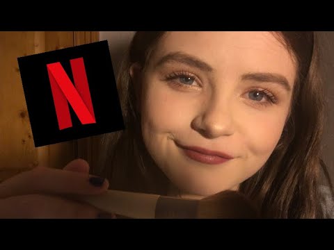 🎬ASMR- NETFLIX RECOMMENDATIONS with gum chewing, mic brushing, whispering 🎬