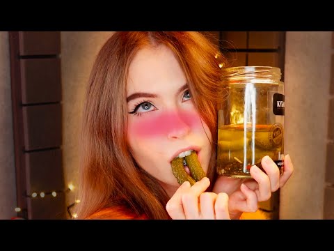 🥒АСМР ИТИНГ ОГУРЦОВ🥒 / 🥒ASMR PICKLE EATING🥒