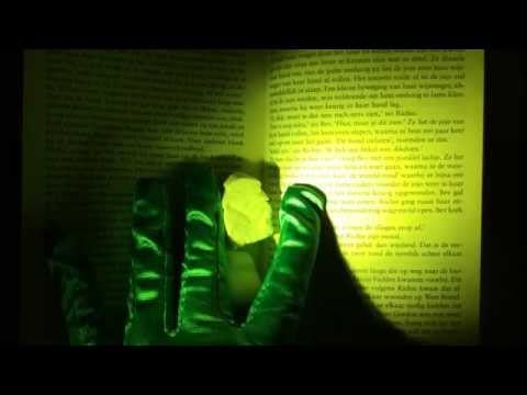 Green Opera Gloves & Whisper IT part 2 in Dutch [[ASMR]]