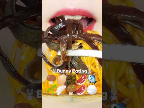 Japanese Tonkotsu & Shoyu Ramen Slurping 🍜  라멘 먹방 (sped up)
