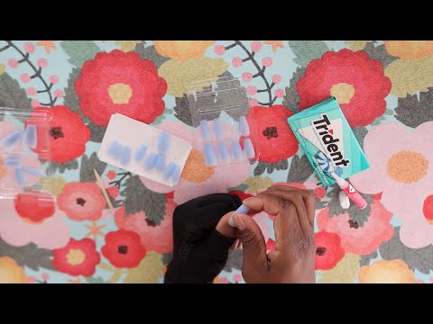 POWDER BLUE GEL PRESS ON NAILS ASMR TRIDENT CHEWING GUM SOUNDS